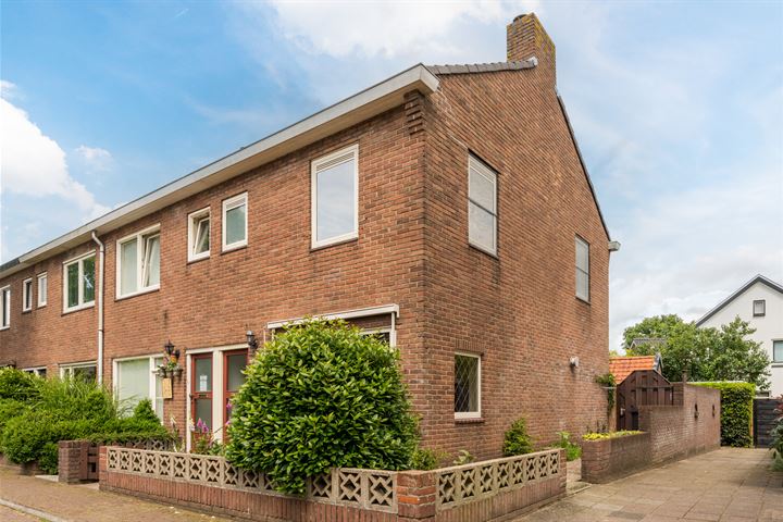 Rozenstraat 32 in Huizen foto