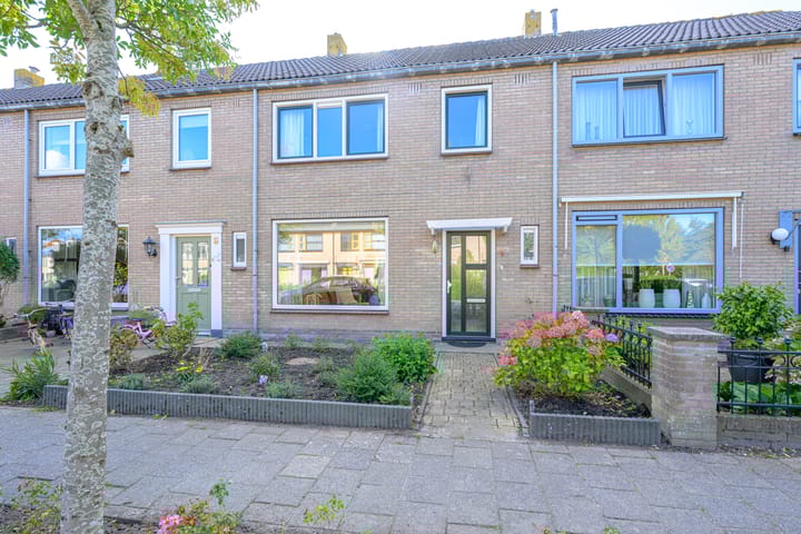 Rozenstraat 4 in Waarland