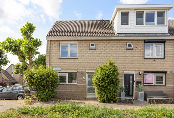 Rubinsteinpad 1 in Almere foto