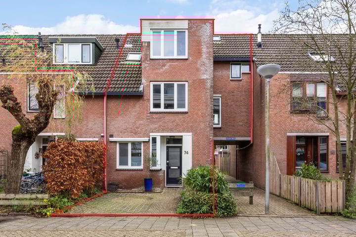 Ruigenburg 74 in Gouda foto