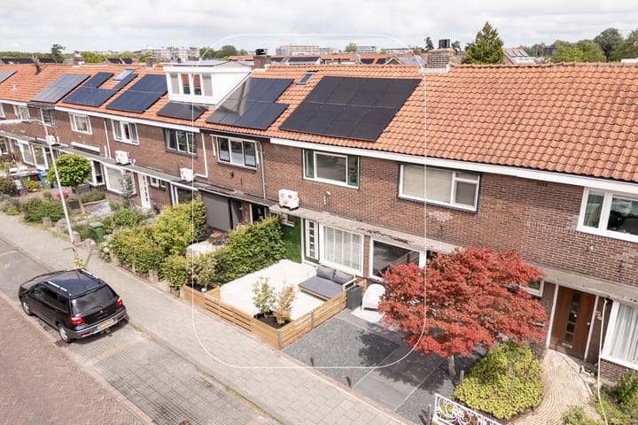 Ruisdaelstraat 6 in Alphen aan den Rijn foto