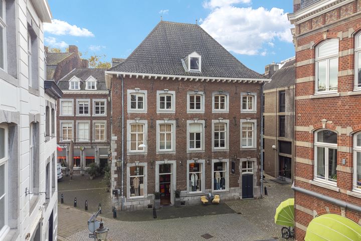 Ruiterij 2C-04 in Maastricht foto