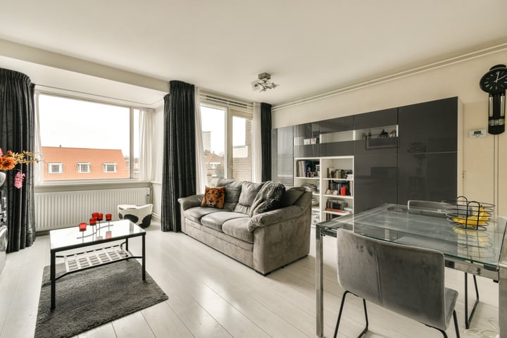 Rustenburgerlaan 79B in Haarlem foto