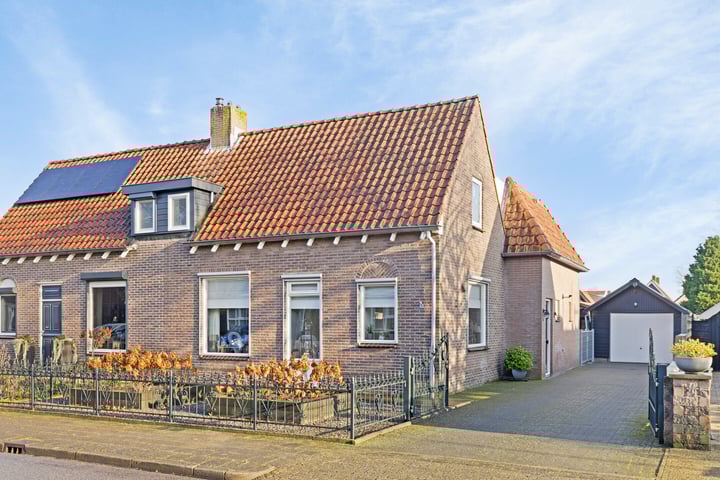 Rustenburgsweg 18 in Oldebroek foto