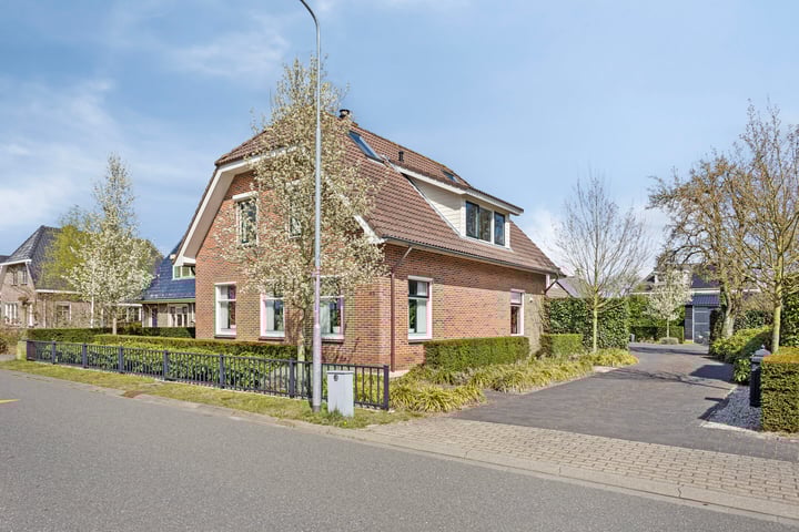 Rustenburgsweg 92 in Oldebroek foto