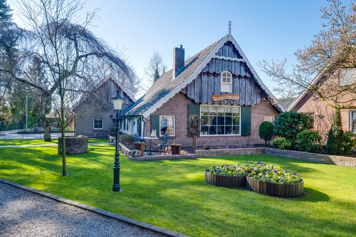 Ruurloseweg 15 in Borculo foto