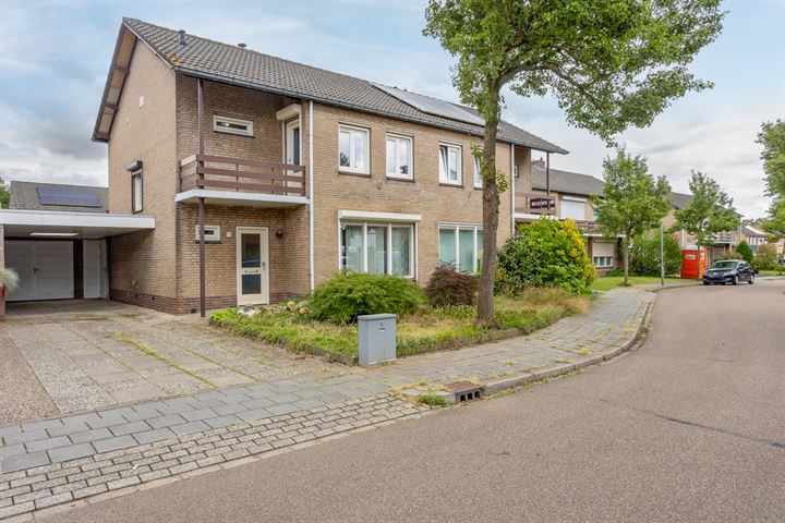 Ruys de Beerenbroucklaan 12 in Melick foto