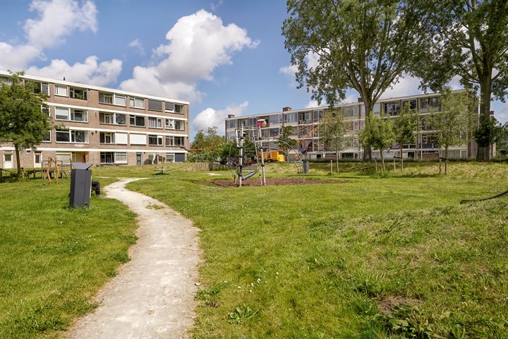 Ruysdaelhof 34 in Voorschoten foto