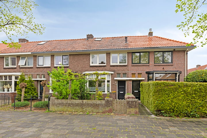 Ruysdaelstraat 64 in Leeuwarden foto