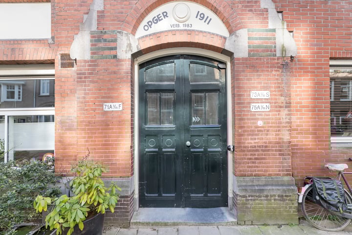 Ruysdaelstraat 73P in Amsterdam foto