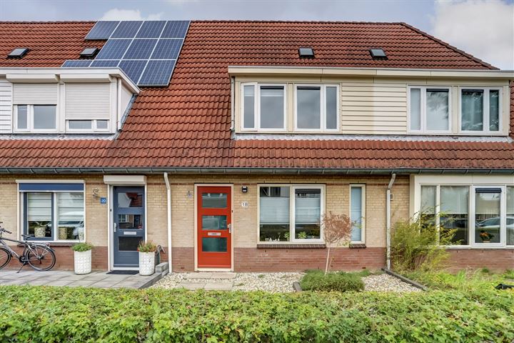 S. Abrahamsestraat 18 in Meteren foto