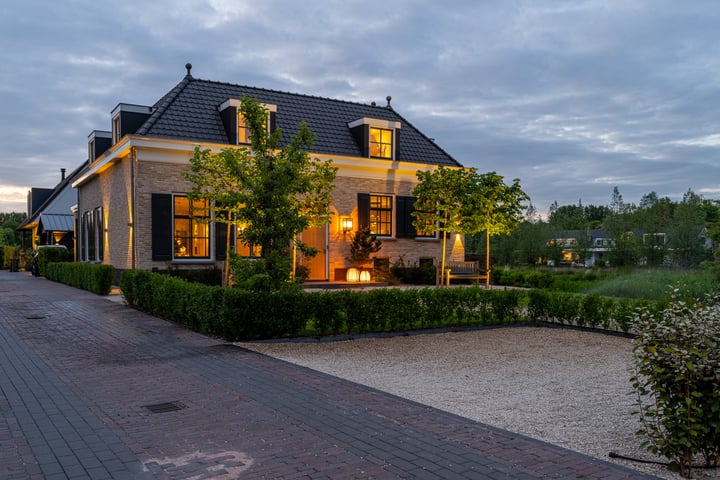 's-Gravenweg 145 in Capelle aan den IJssel foto