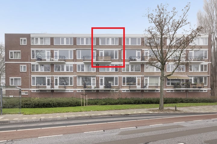 S.M. Hugo van Gijnweg 247 in Dordrecht foto