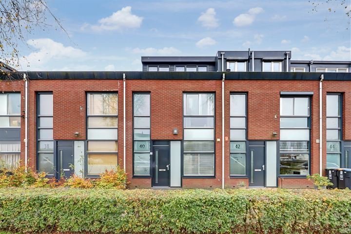 Saasveldstraat 40 in Tilburg foto