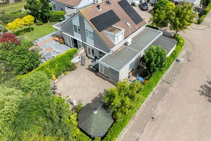 Sacharovlaan 66 in Hellevoetsluis