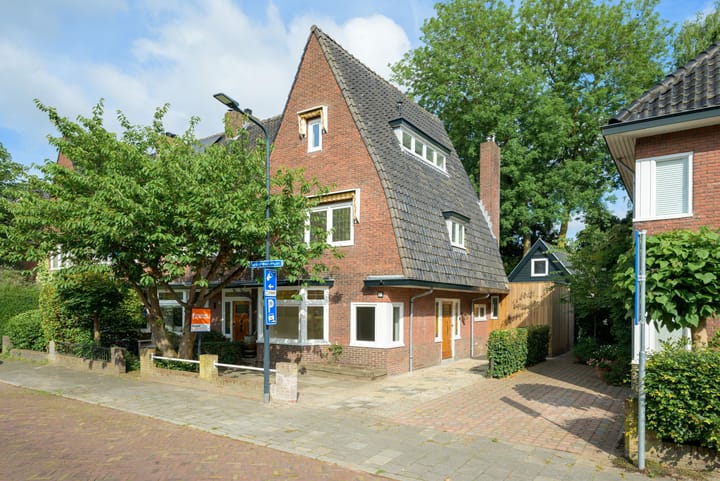 Saksen Weimarlaan 67 in Breda foto