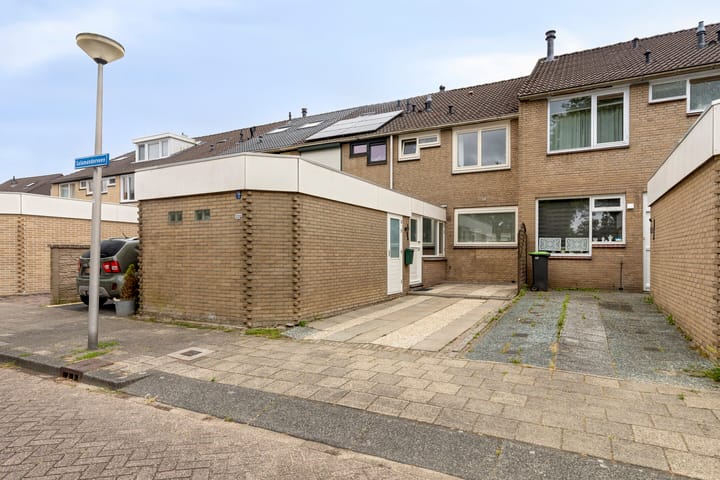 Salamanderveen 326 in Spijkenisse foto
