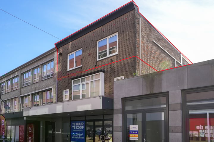 Salmstraat 62A in Geleen foto