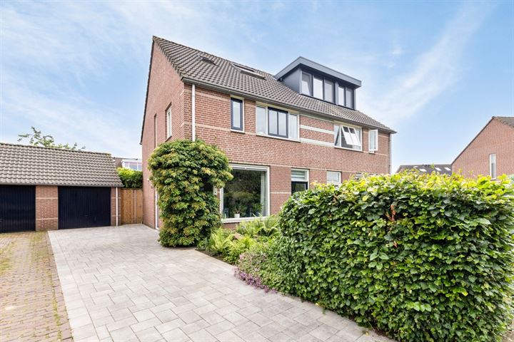 Saltshof 2868 in Wijchen foto