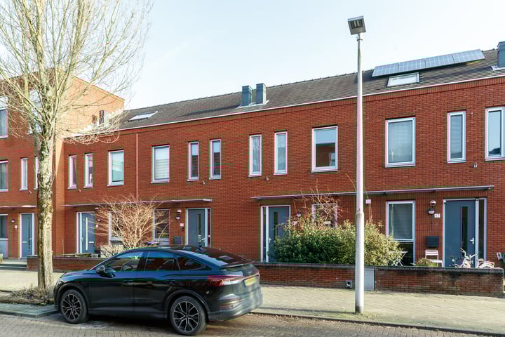 Salvador Dalístraat 55 in Utrecht foto