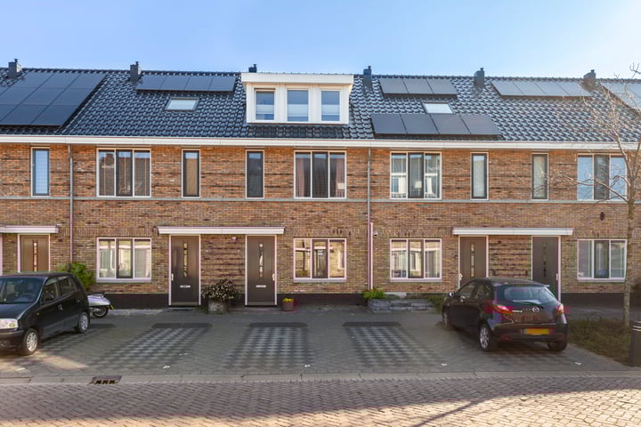 Salviastraat 15 in Vlaardingen foto