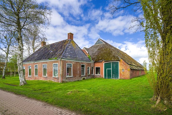 Sandebuur 15 in Roderwolde foto