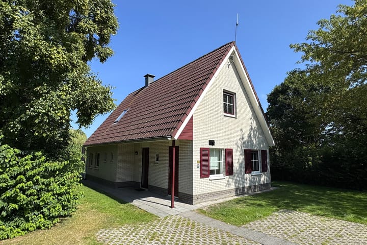 Sandurdreef 5-324 in Emmen foto