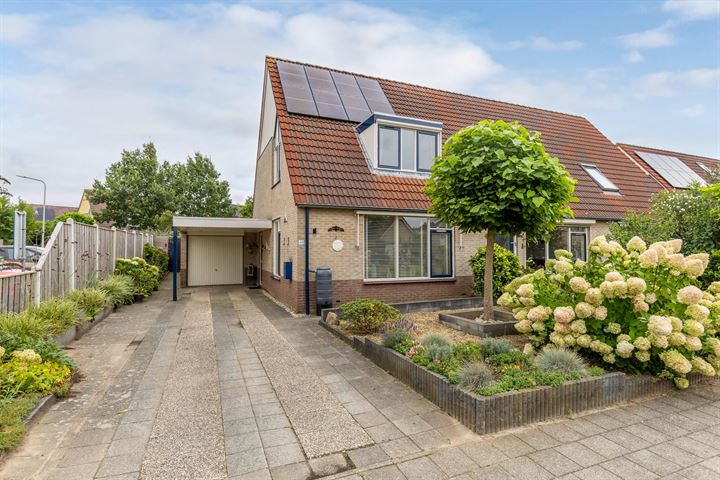 Sangerland 48 in Steenwijk foto