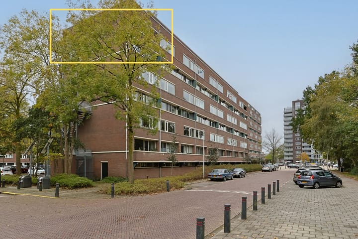 Santhorst 85 in Leiderdorp foto
