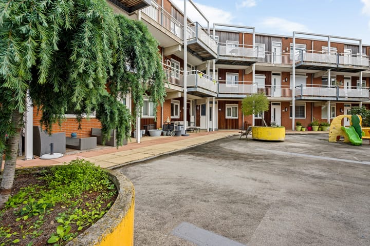 Sara Burgerhartsingel 323 in Amersfoort foto