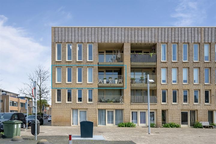 Sara Roosstraat 10 in Zandvoort foto