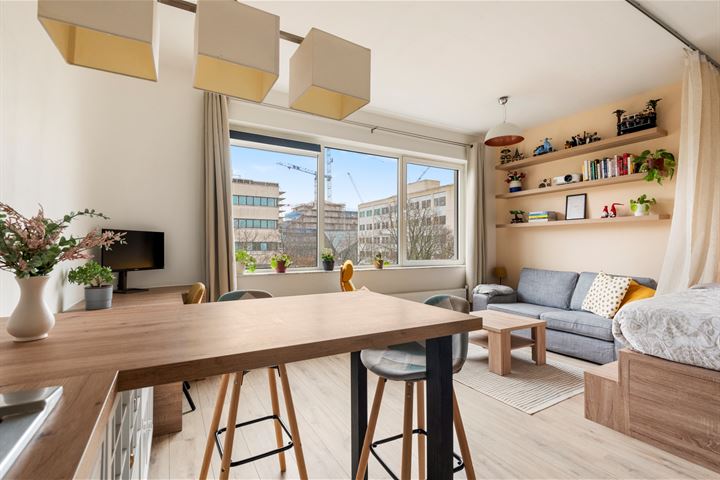 Saturnusstraat 101 in Hoofddorp foto