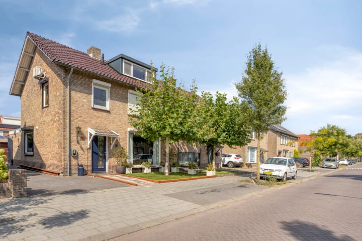 Schadewijkstraat 42 in Oss foto