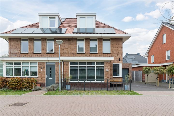 Schagerweide 10 in Alkmaar foto