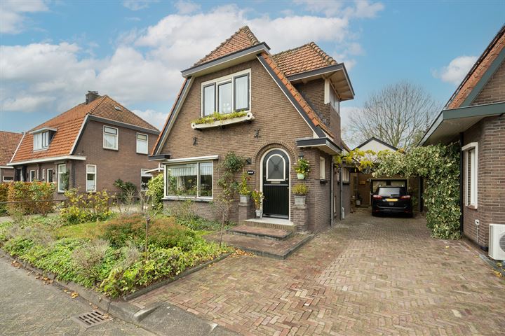 Schaikseweg 65 in Leerdam foto