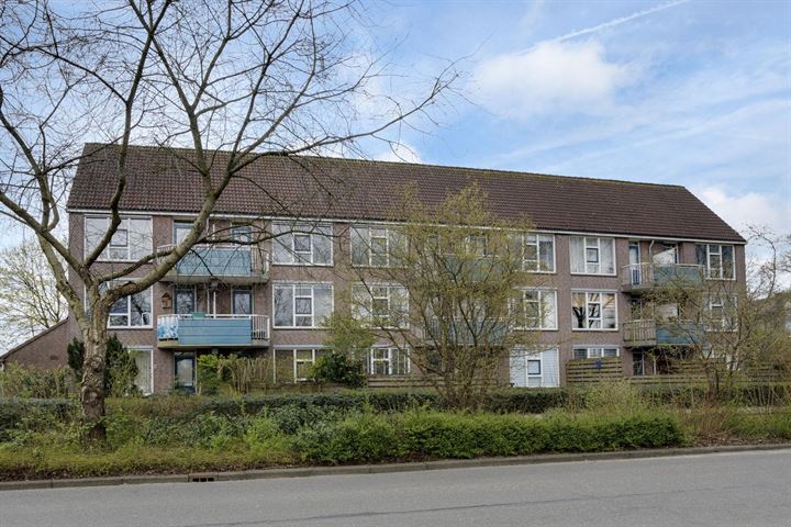 Scharmbarg 197 in Assen foto