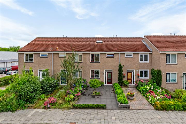 Scharmbarg 219 in Assen foto