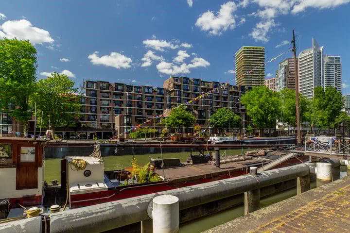 Scheepmakerskade 64 in Rotterdam foto