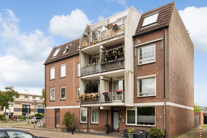 Schelfhorst 13 in Alphen aan den Rijn foto
