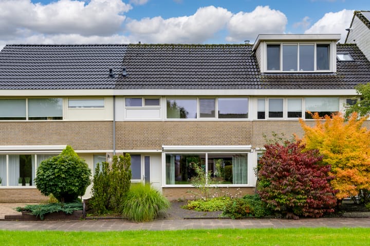 Schelfhoutplantsoen 16 in Heerhugowaard foto