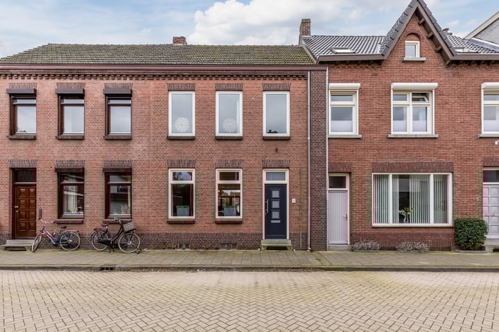 Schenck van Nijdeggenstraat 3 in Venlo foto