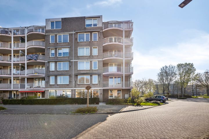 Schepen Oppenwervestraat 27 in Arnhem foto