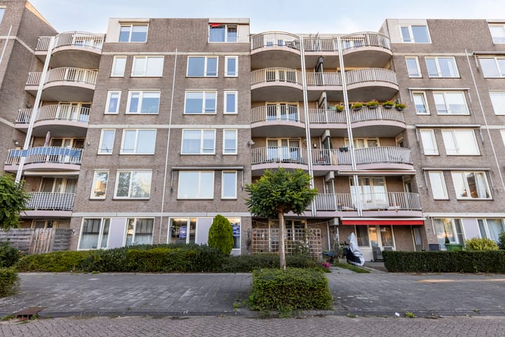 Schepen Oppenwervestraat 87 in Arnhem foto