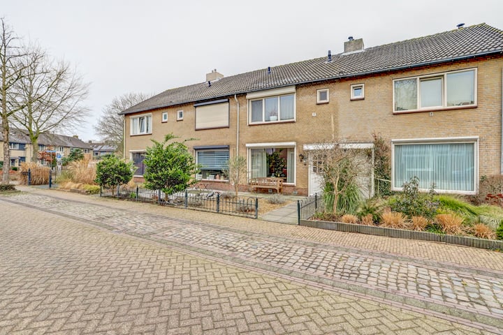 Schepenenstraat 18 in Raamsdonk foto