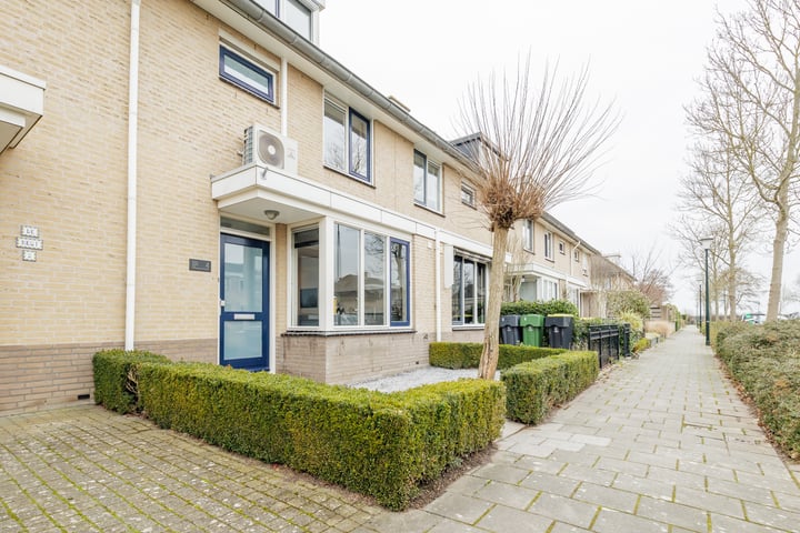 Schepenlaan 4 in Mijnsheerenland foto