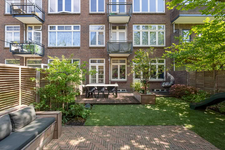 Schepenstraat 105B-BG in Rotterdam foto