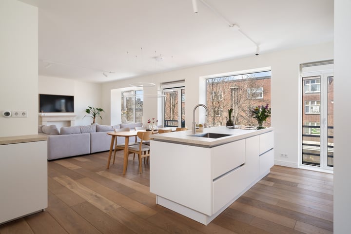 Schepenstraat 6B in Rotterdam foto