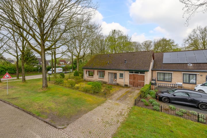 Scheperskamp 1 in Vledder