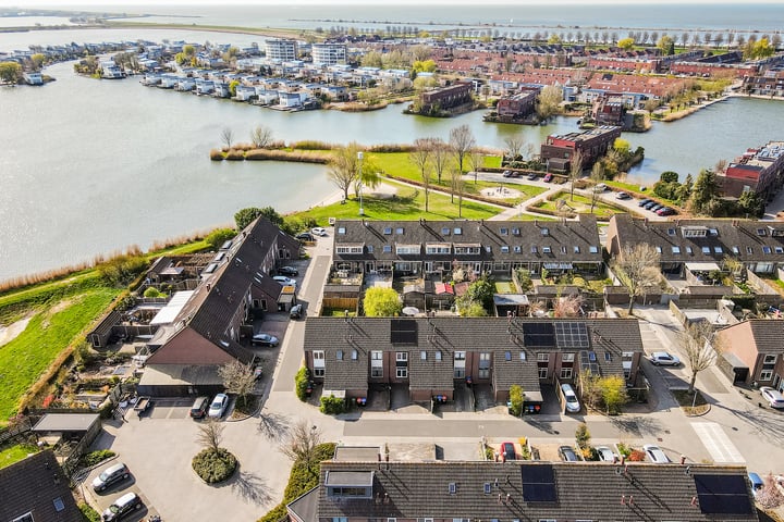 Schermer 42 in Lelystad foto