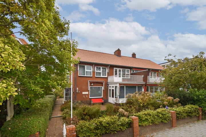 Schiedamseweg 123 in Vlaardingen foto